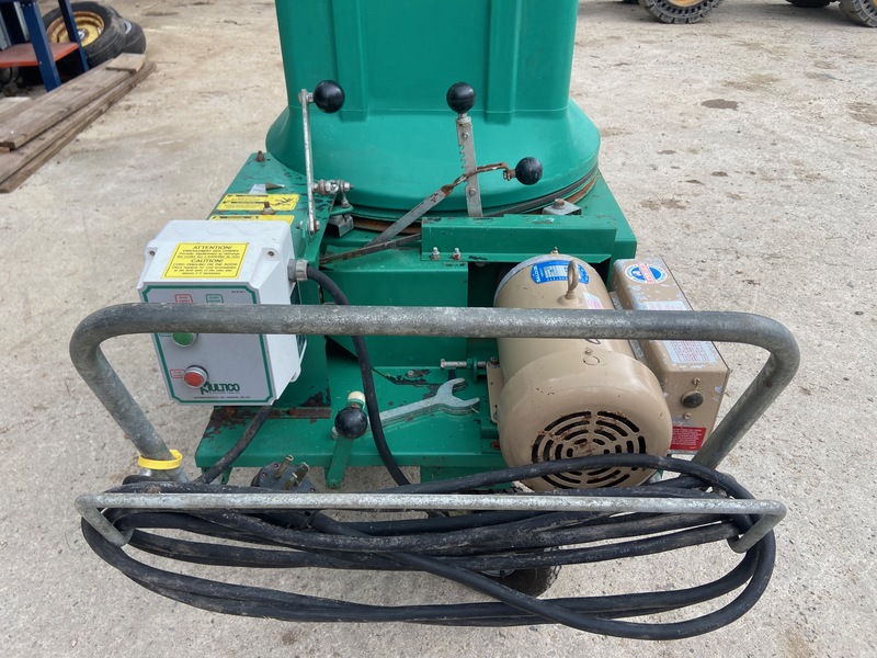 Hay/Forage/Livestock  WIC Electric Square Bale Chopper - 5HP Photo